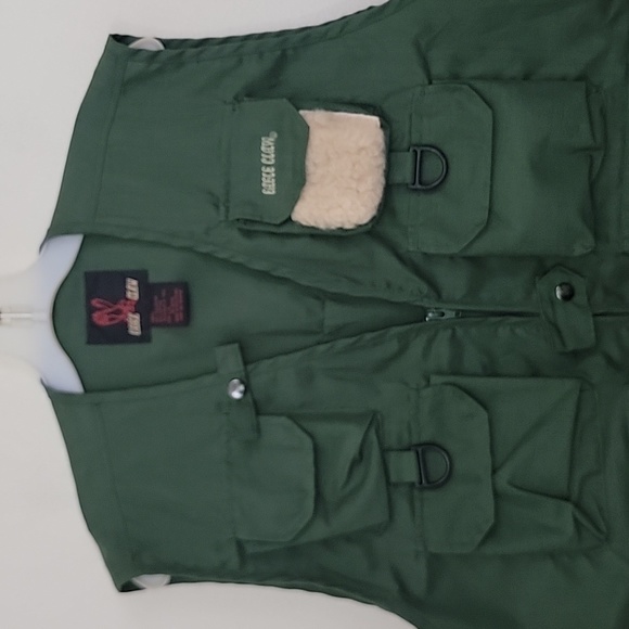 Eagle Claw Green Fishing Vest L / XL - Picture 2 of 15